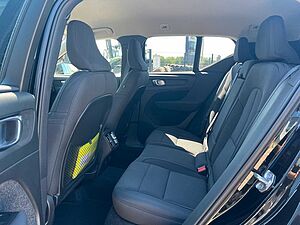 Volvo  B4 Autom. Momentum LED|
