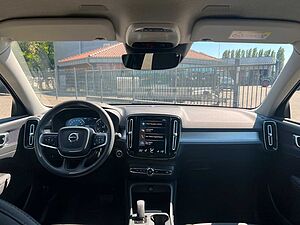 Volvo  B4 Autom. Momentum LED|