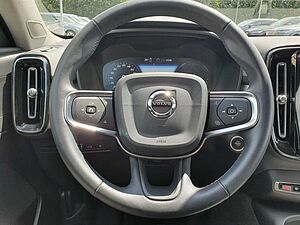 Volvo  T4 Twin Engine Inscription Expr
