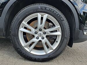 Volvo  T4 Twin Engine Inscription Expr