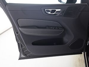 Volvo  T6 AWD Plus Black Edition PANO|HEAD UP|LUFT