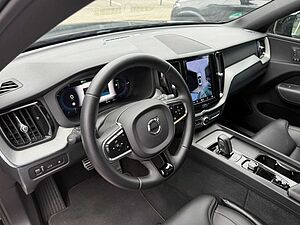 Volvo  T6 Twin Engine AWD R Design Plug-In (E6d)
