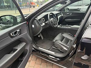 Volvo  T6 Twin Engine AWD R Design Plug-In (E6d)