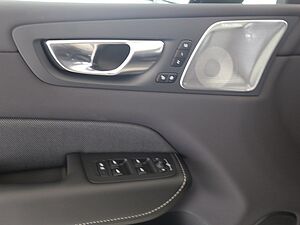 Volvo  T6 AWD Plus Black Ed. Plug-In SD/Autom. /LED