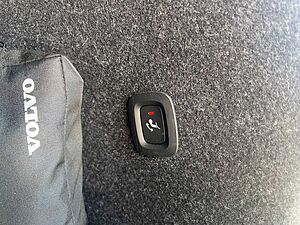 Volvo  Recharge Plus PANO|NAVI|LED|KAMERA|69kWh|AHK