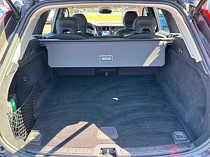 Volvo  B4 Autom. (Diesel) Core