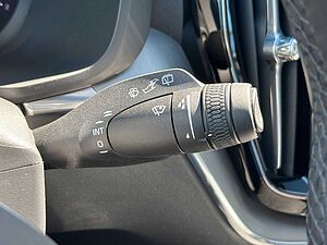 Volvo  B4 Autom. (Diesel) Core