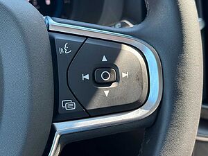 Volvo  B4 Autom. (Diesel) Core