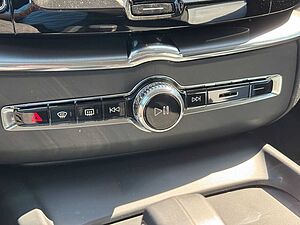 Volvo  B4 Autom. (Diesel) Core