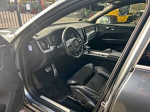 Volvo  D4 R-Design |HK|360°|MEMORY|