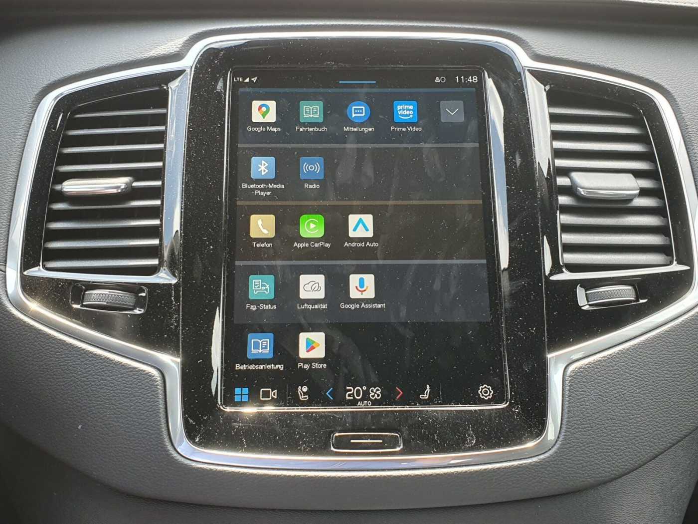 Volvo  Recharge T8 AWD Plus Dark