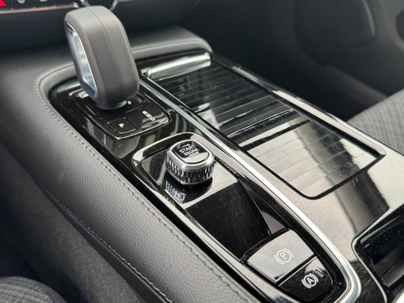 Volvo  T6 TwinEngine AWD Inscription Expression LED