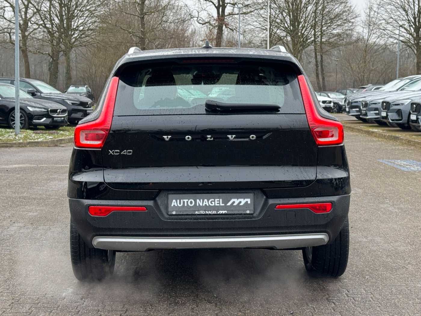Volvo  D3 2WD Momentum Pro Navi/KeylessStart/Klima