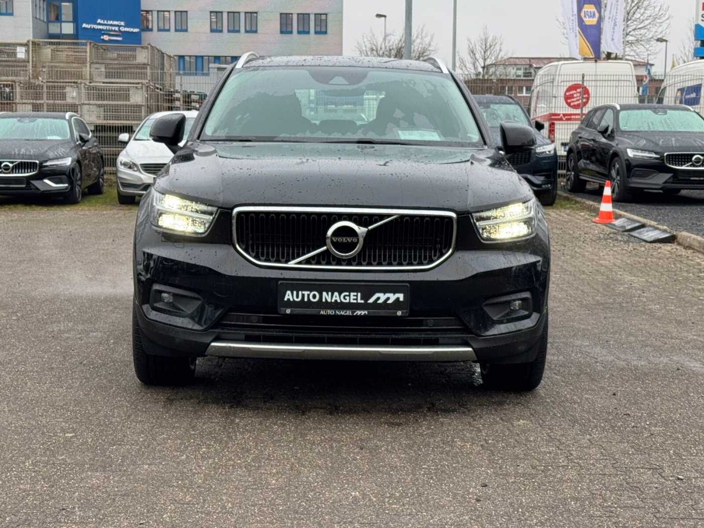 Volvo  D3 2WD Momentum Pro Navi/KeylessStart/Klima