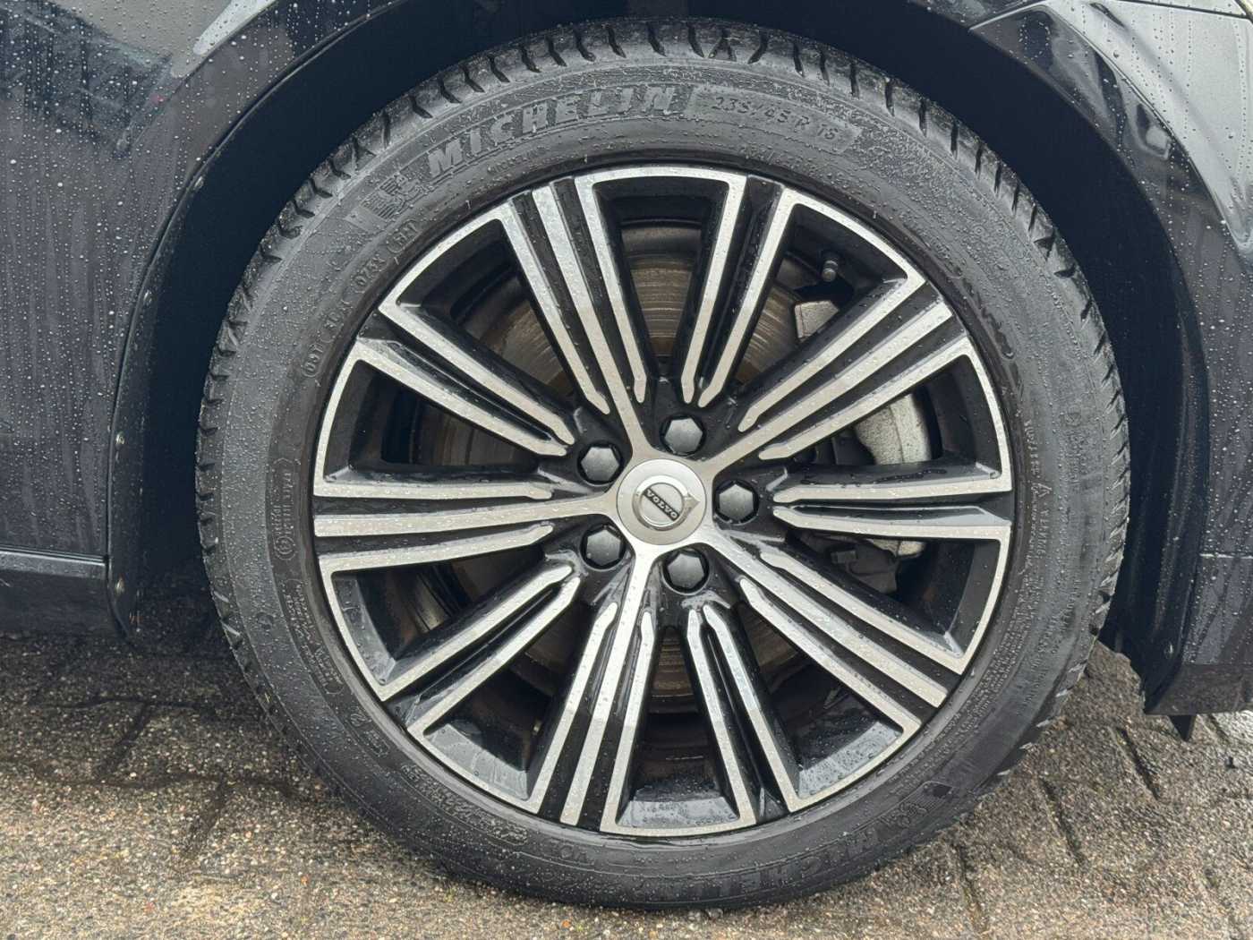Volvo  T6 TwinEngine AWD Inscription Expression LED
