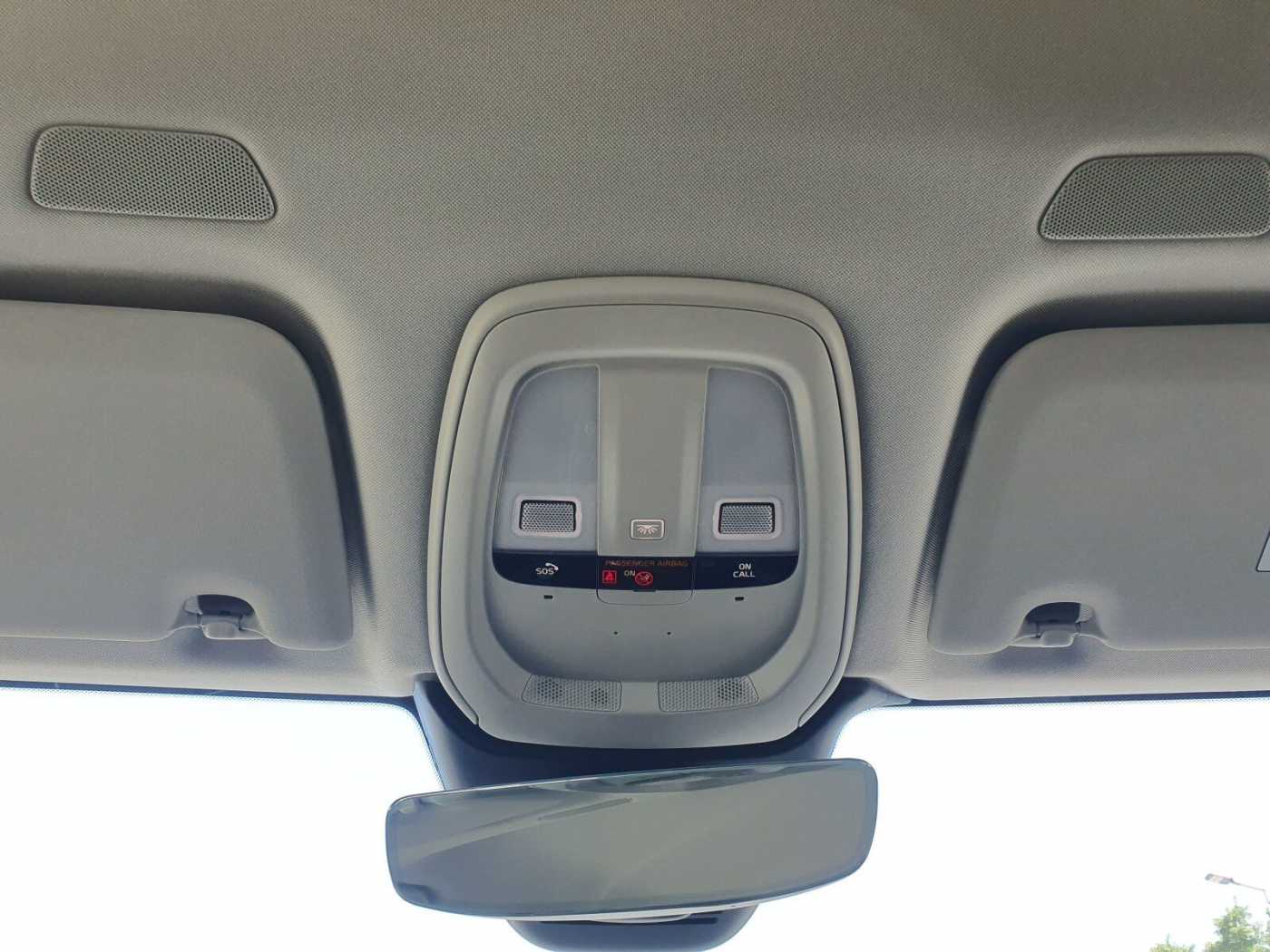 Volvo  B4 Momentum Pro Keyless-Start/Autom. /Klima