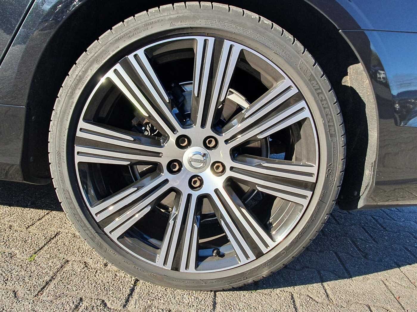 Volvo  B5 AWD Inscription SD/Keyless-Start/Autom.