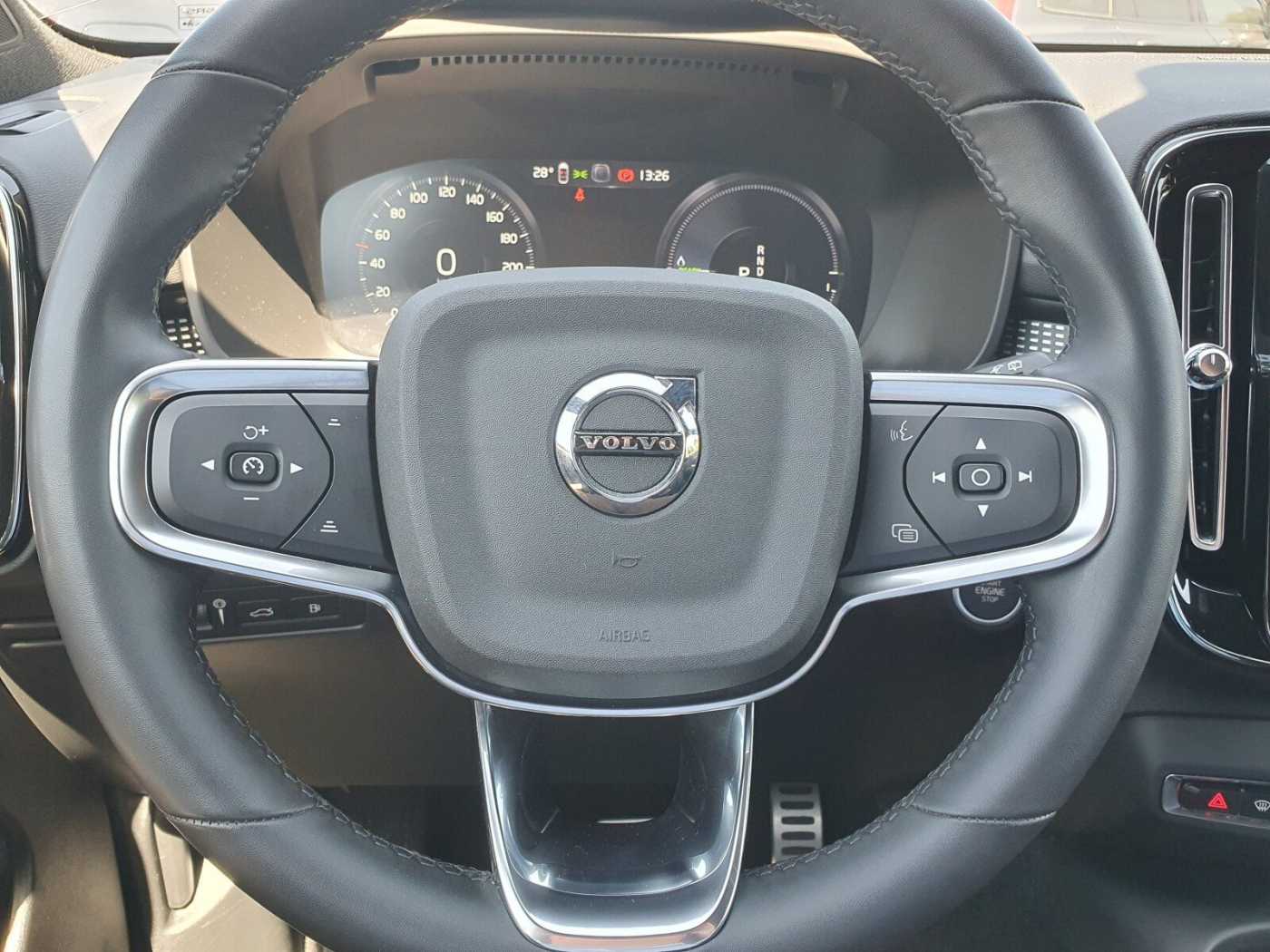 Volvo  T5 Twin Engine R-Design