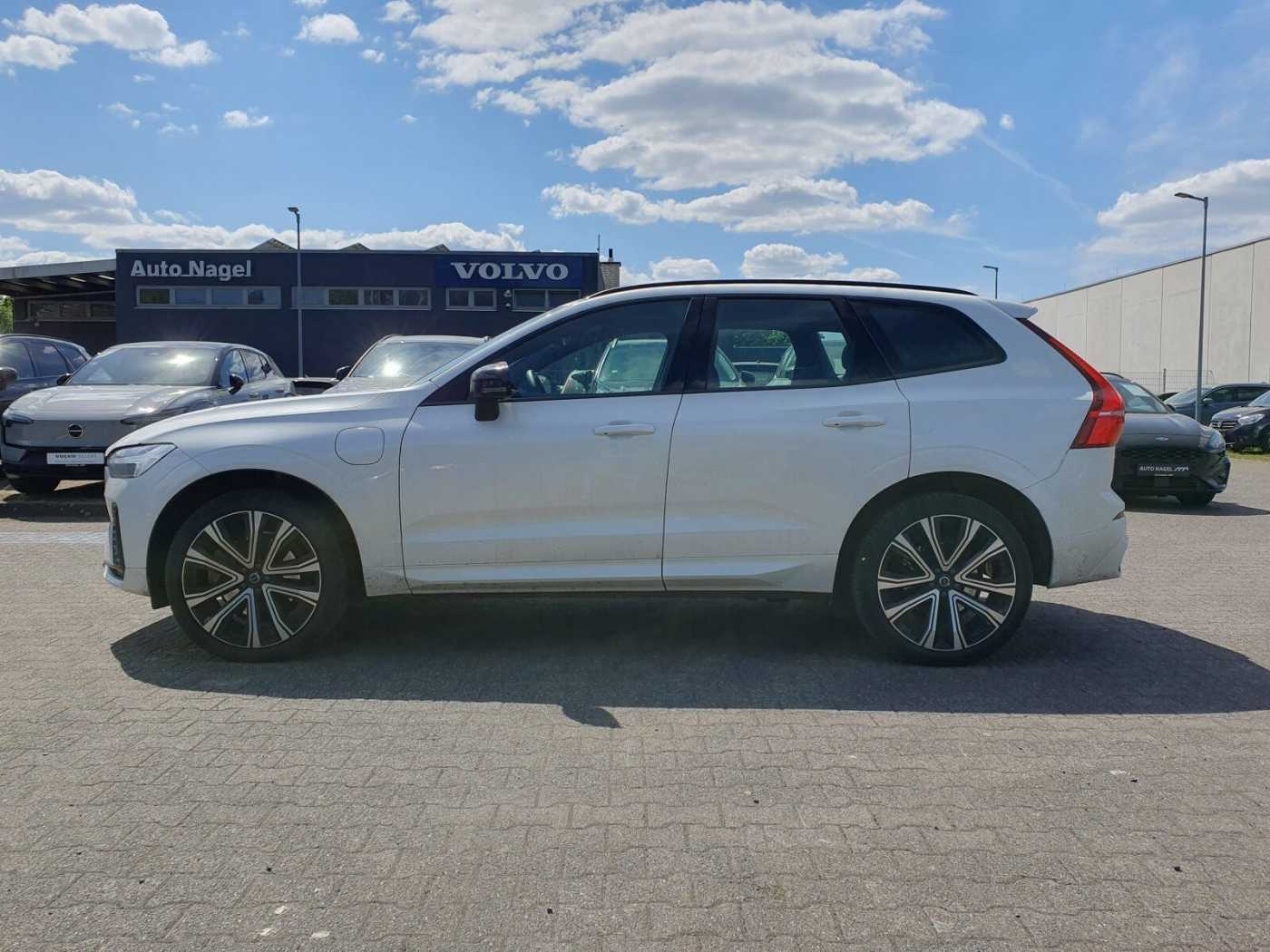 Volvo  Recharge T6 R-Design LONG RANGE AHK|PANO|
