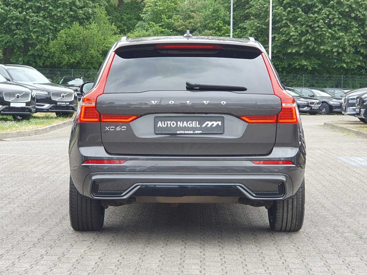 Volvo  Recharge T6 R-Design LONG RANGE AHK|PANO|BC