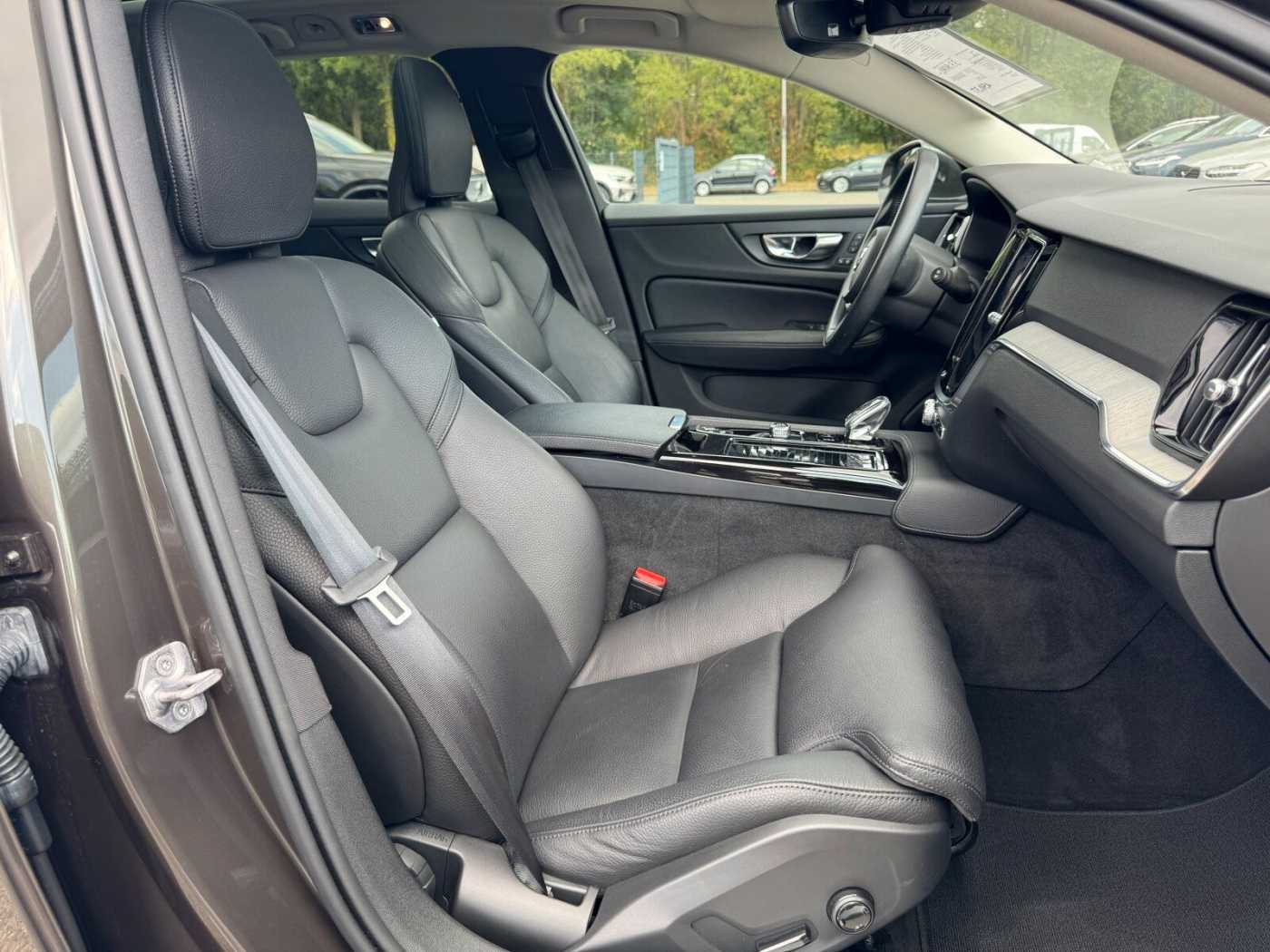 Volvo  Recharge T6 Inscription LONG RANGE