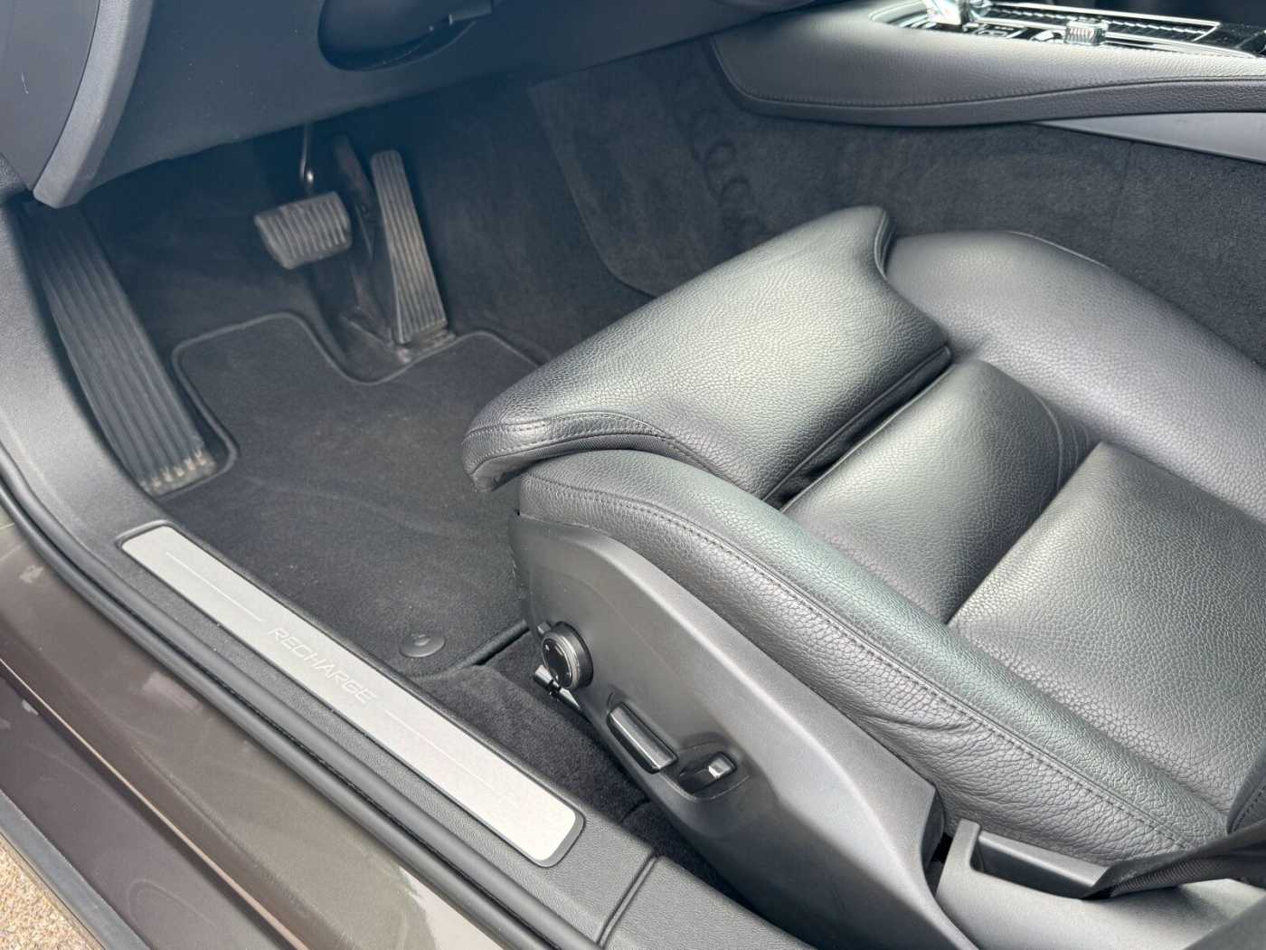Volvo  Recharge T6 Inscription LONG RANGE