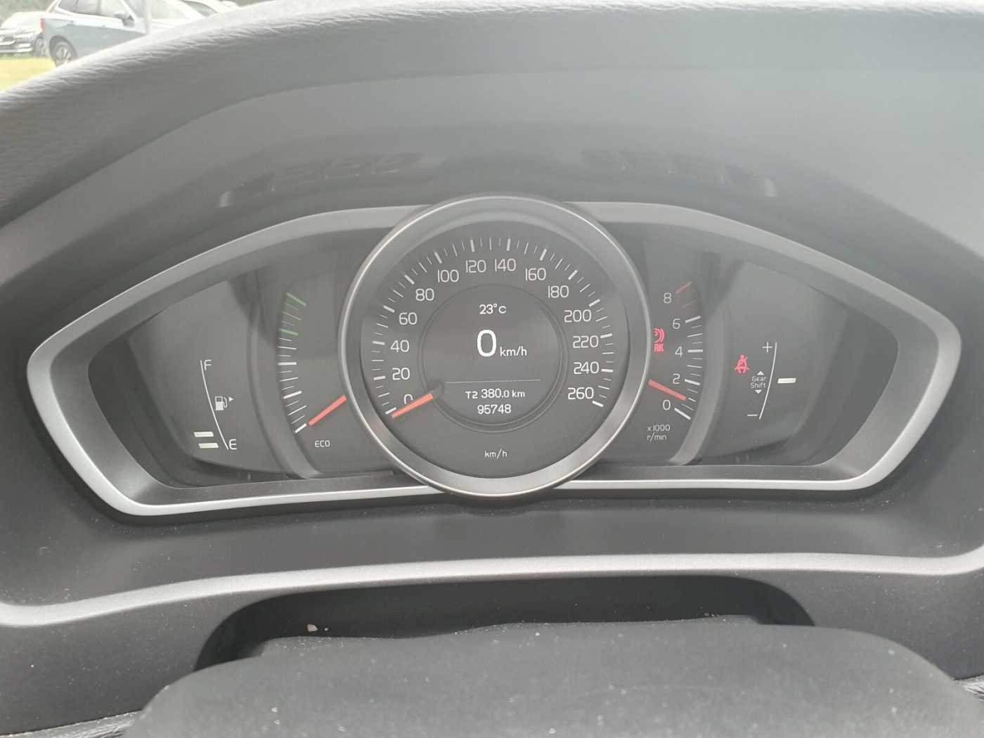 Volvo  T2 2.0 Momentum (EURO 6d-TEMP)