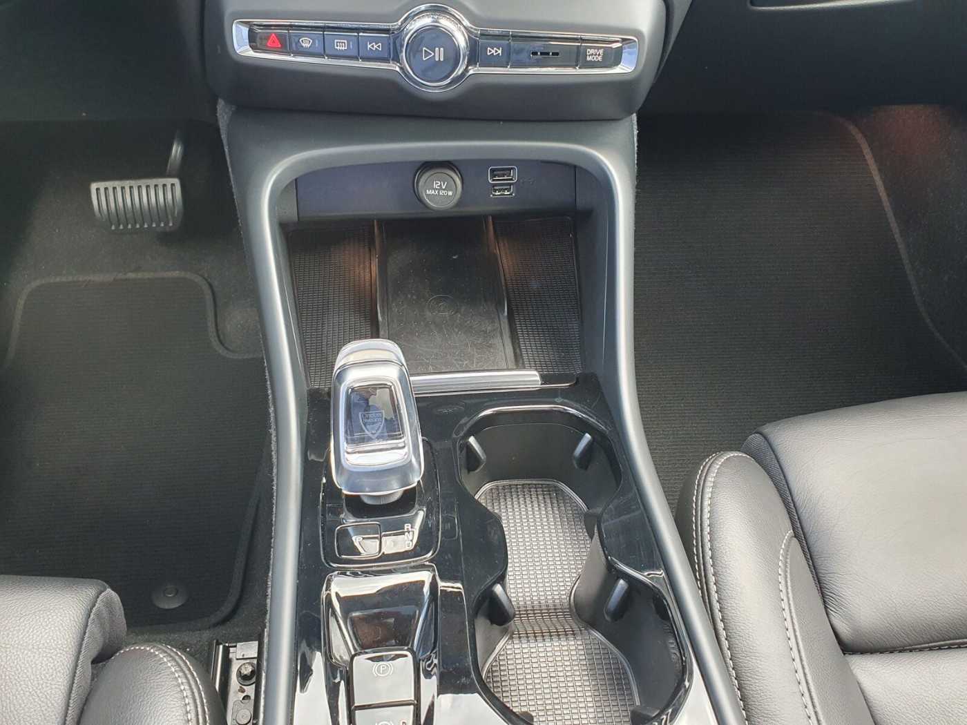 Volvo  T5 Recharge Ultimate Dark Navi/SHD/Autom.