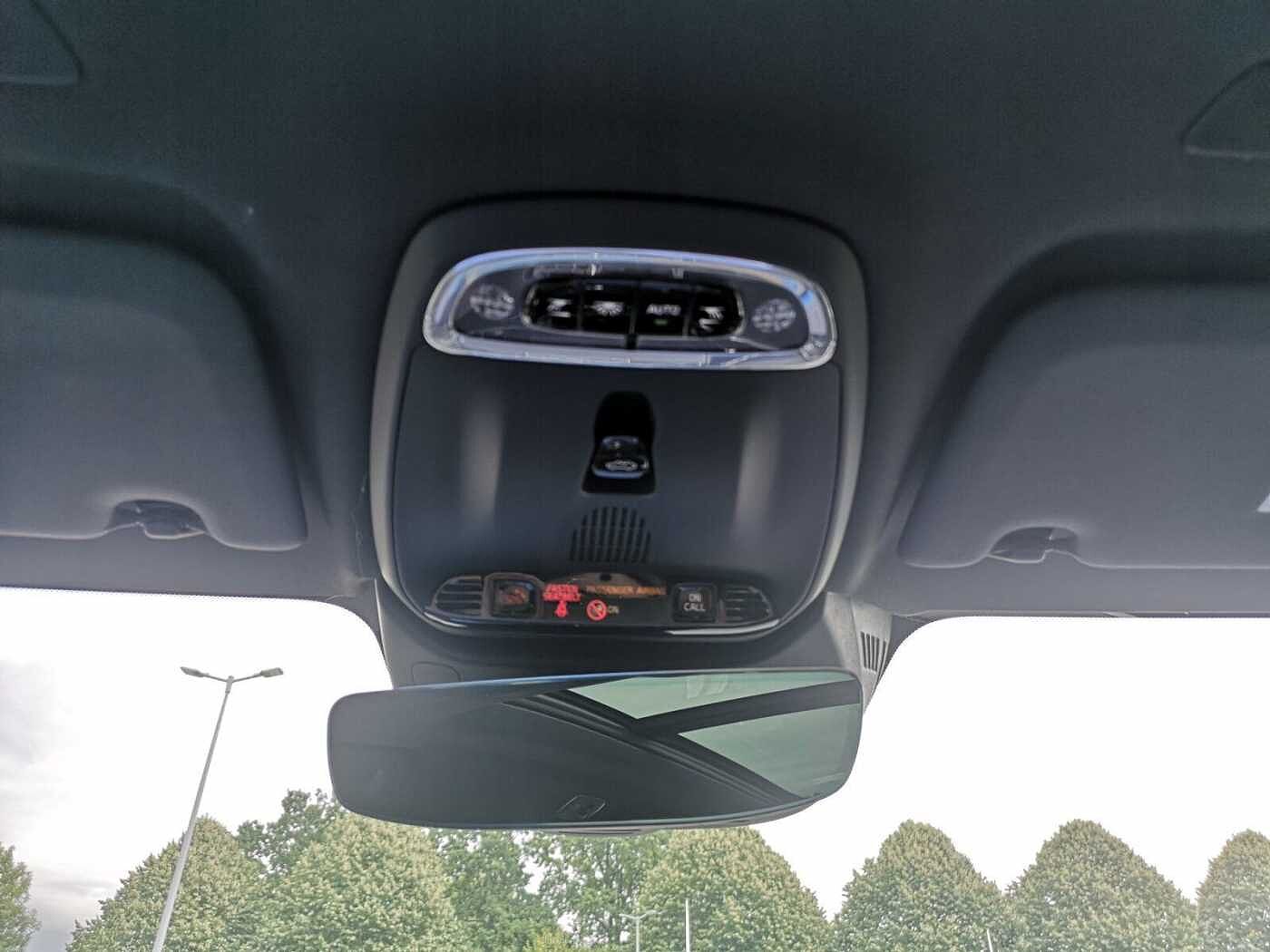 Volvo  Recharge T8 Plus Dark PANO|AHK|