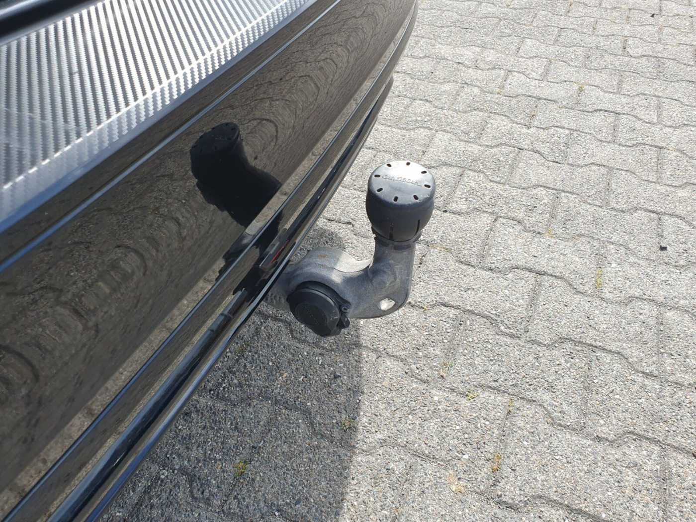 Volvo  T8 Twin Engine AWD R Design Plug-In Navi/SHD