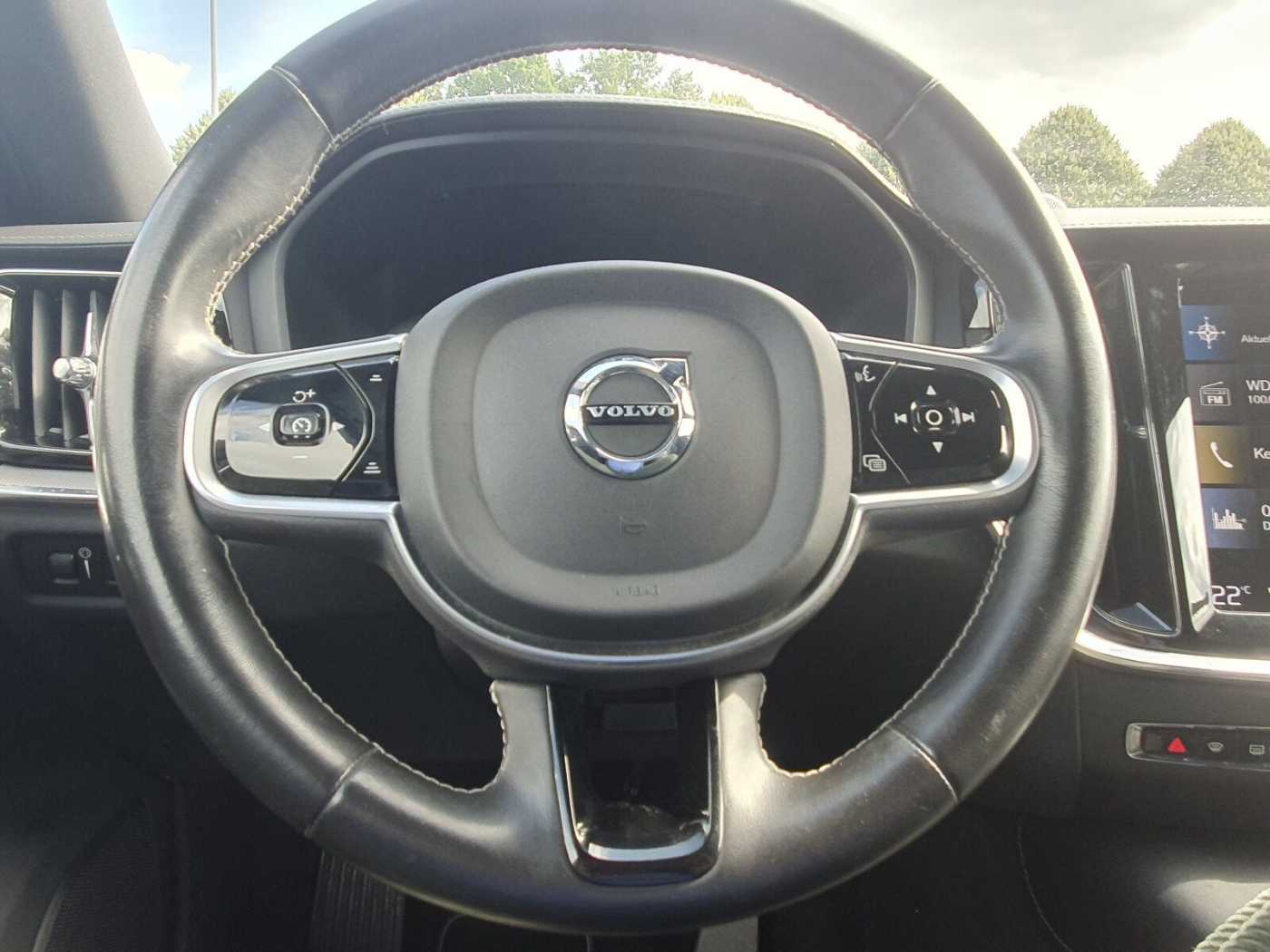 Volvo  T8 Twin Engine AWD R Design Plug-In Navi/SHD
