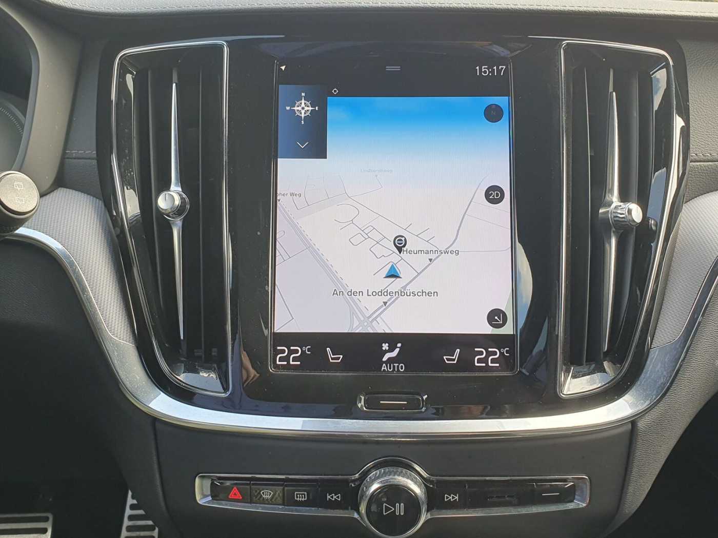 Volvo  T8 Twin Engine AWD R Design Plug-In Navi/SHD