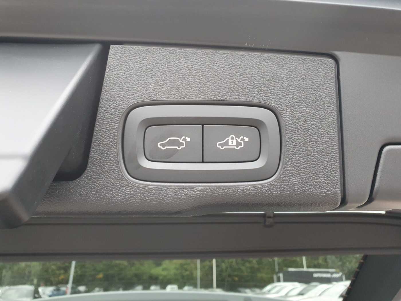 Volvo  T6 Plus Dark 20'|AHK|LED|PILOT|LED|ALARM