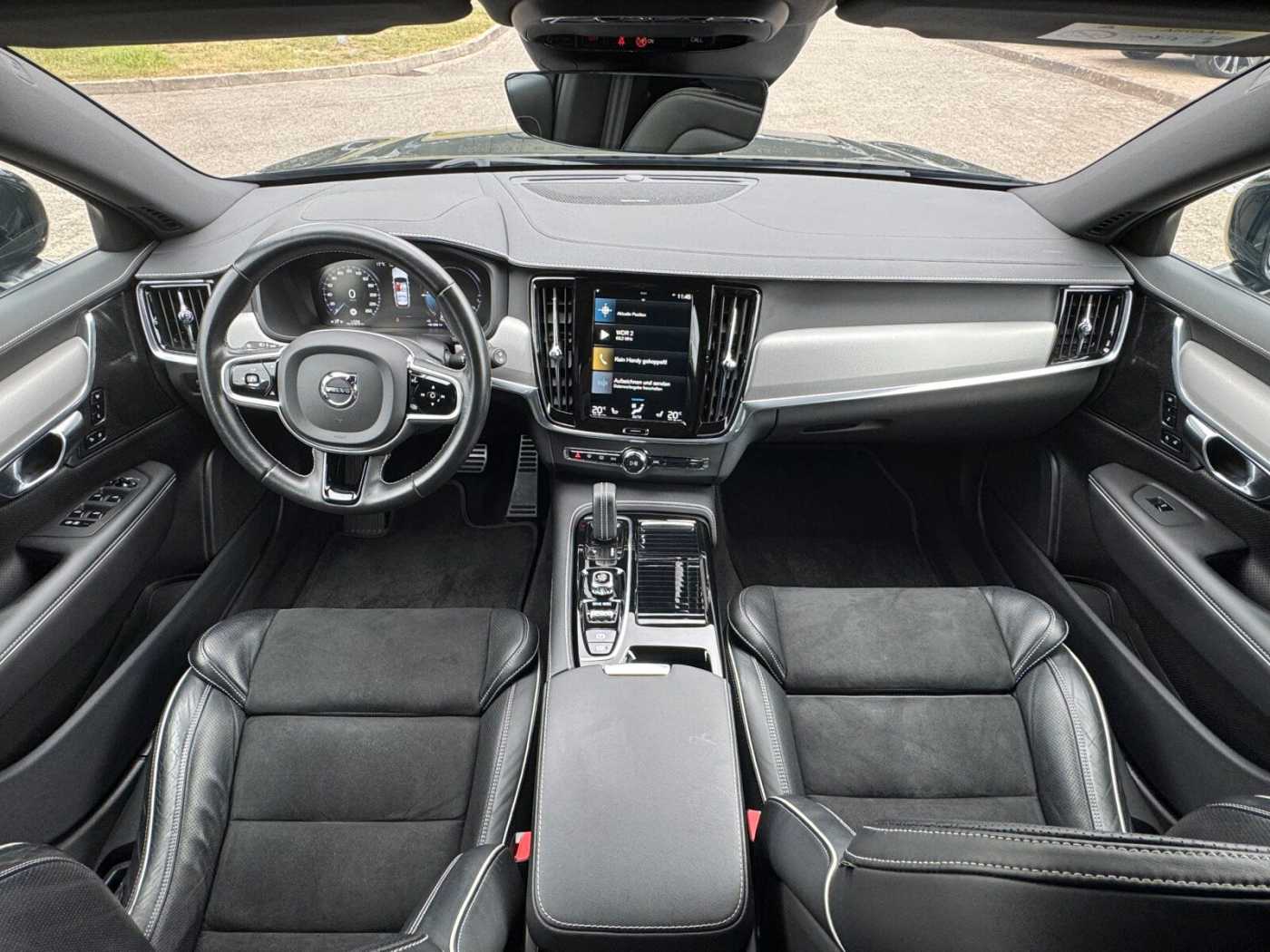 Volvo  T6 Twin Engine AWD R-Design