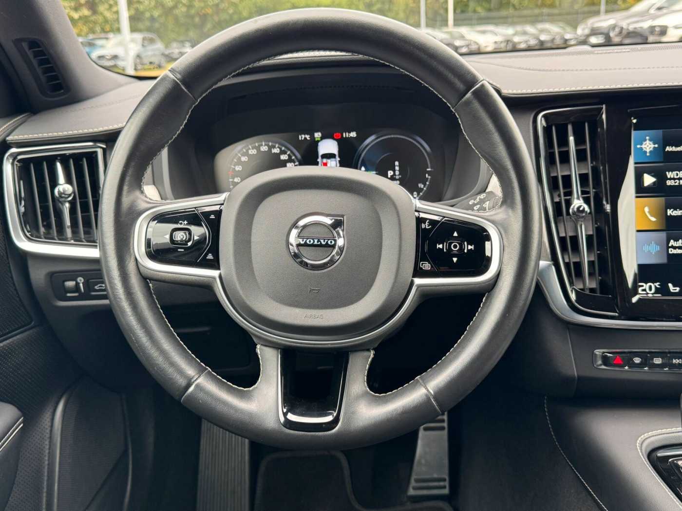 Volvo  T6 Twin Engine AWD R-Design