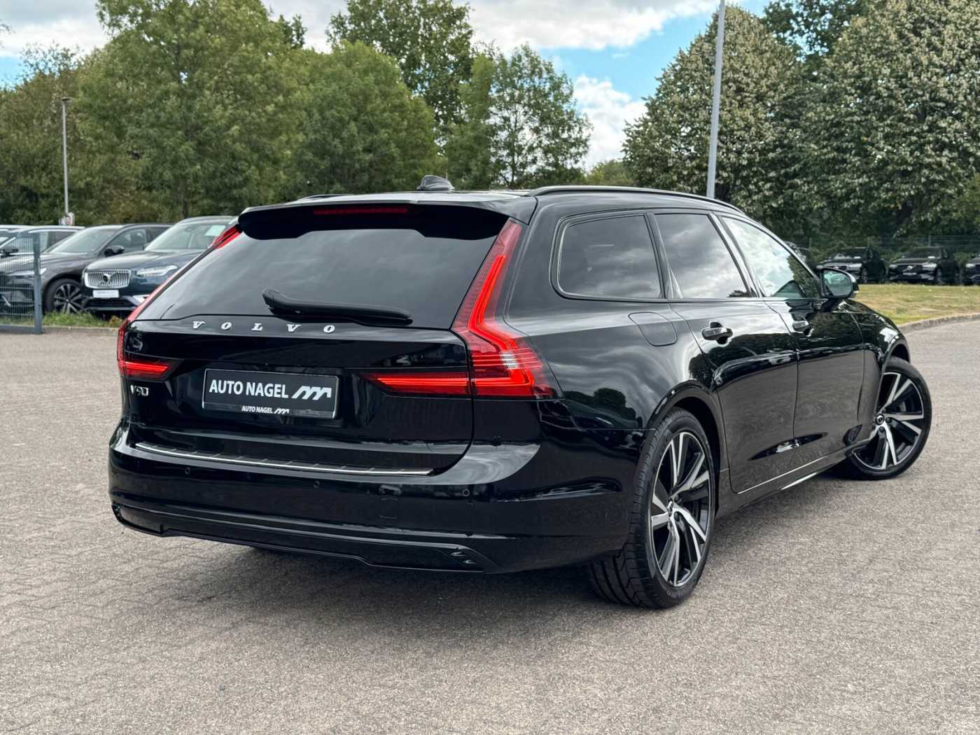 Volvo  T6 Twin Engine AWD R-Design