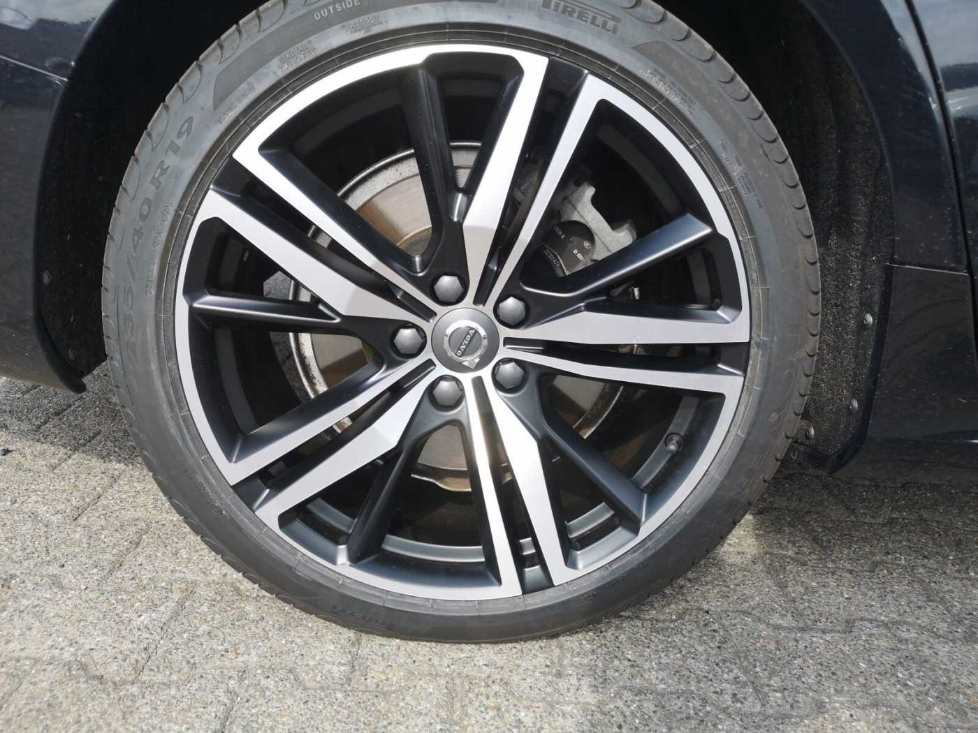 Volvo  T6 Twin Engine AWD R Design Plug-In Navi/SHD