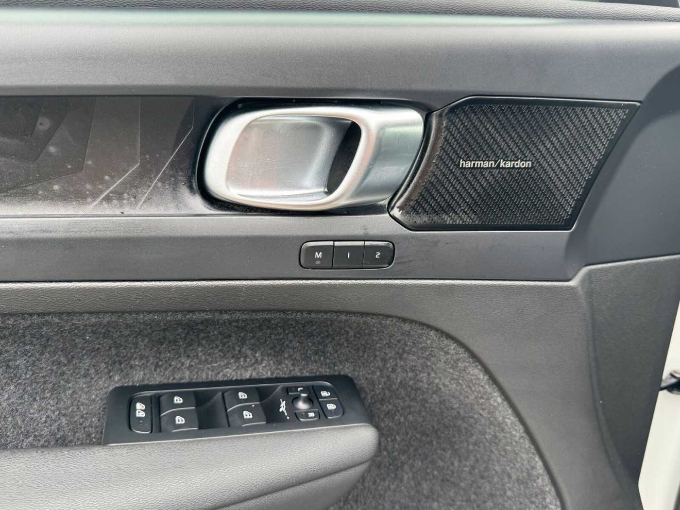Volvo  T5 Plus Bright Plug-In Navi/Keyless-Start