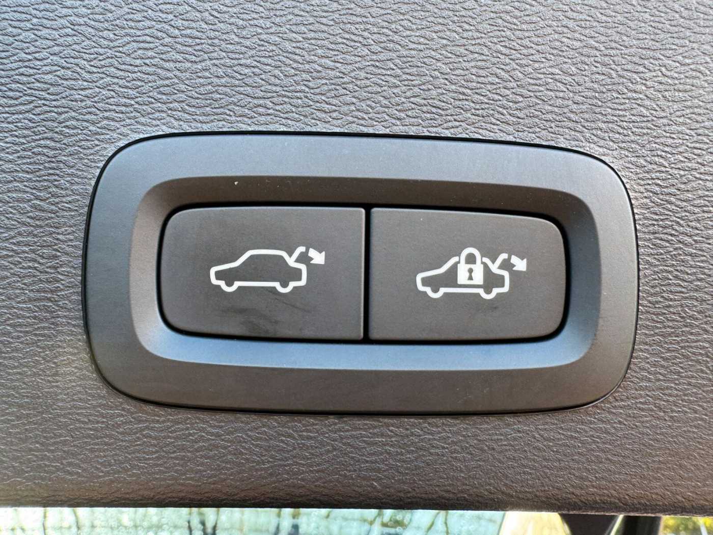 Volvo  Recharge Single Plus | WINTER PAKET | AHK |