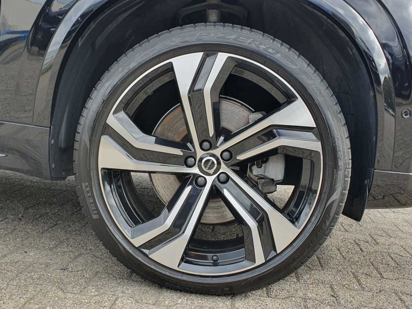 Volvo  T8 AWD Plus Dark Plug-In SD/Keyless-Start