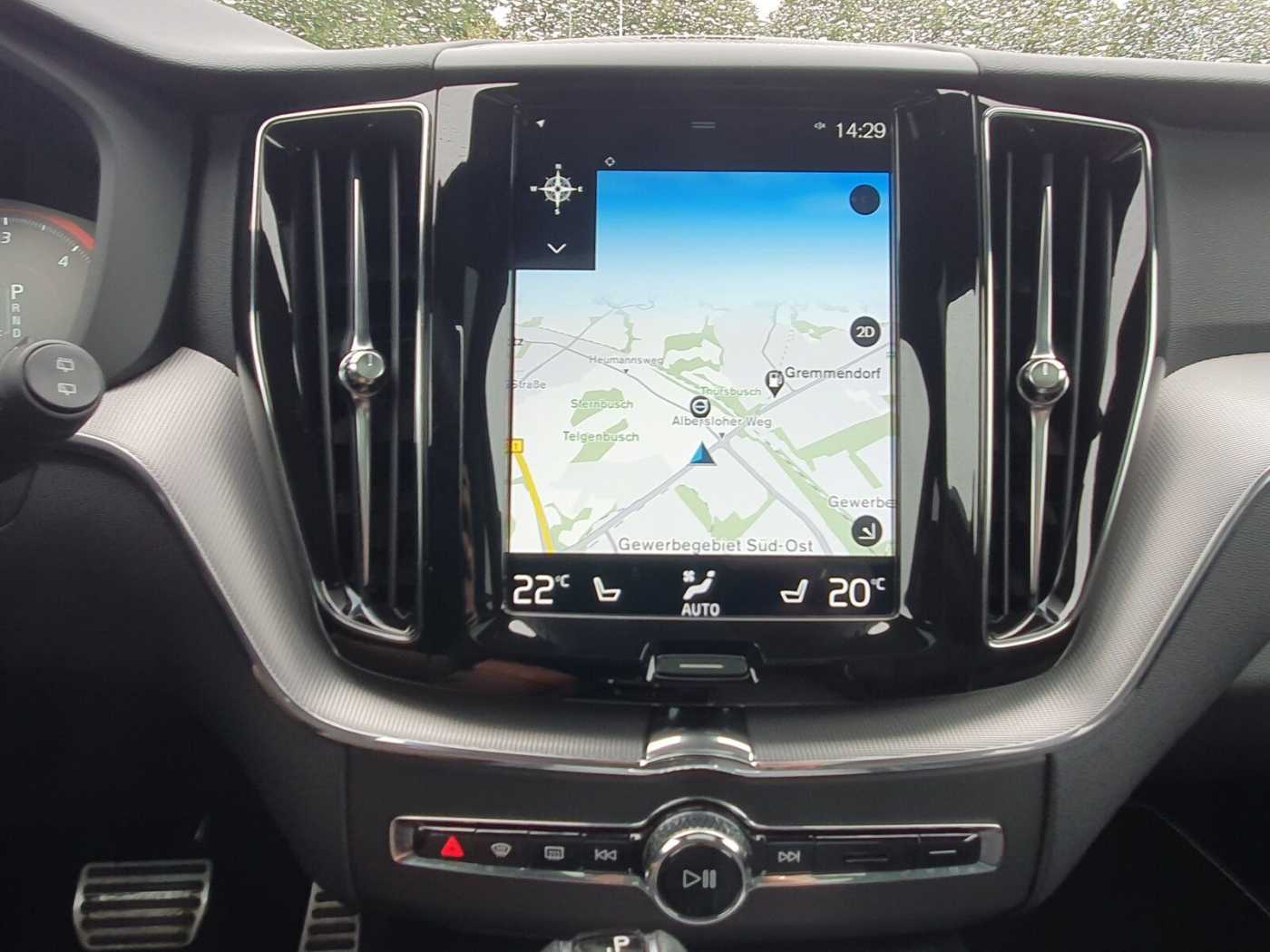 Volvo  D4 R Design Navi/SD/Keyless-Start/Autom. /BC