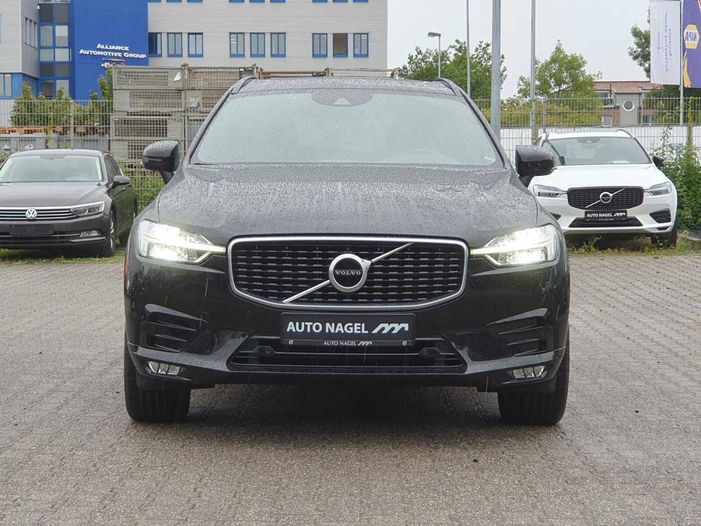 Volvo  D4 R Design Navi/SD/Keyless-Start/Autom. /BC