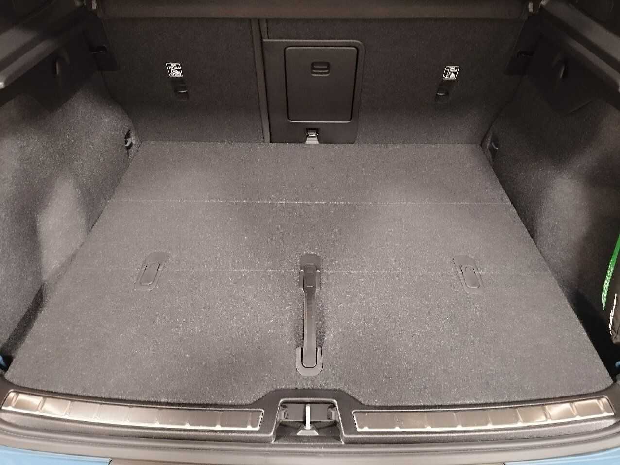Volvo  Recharge Plus Extended Range PANO|