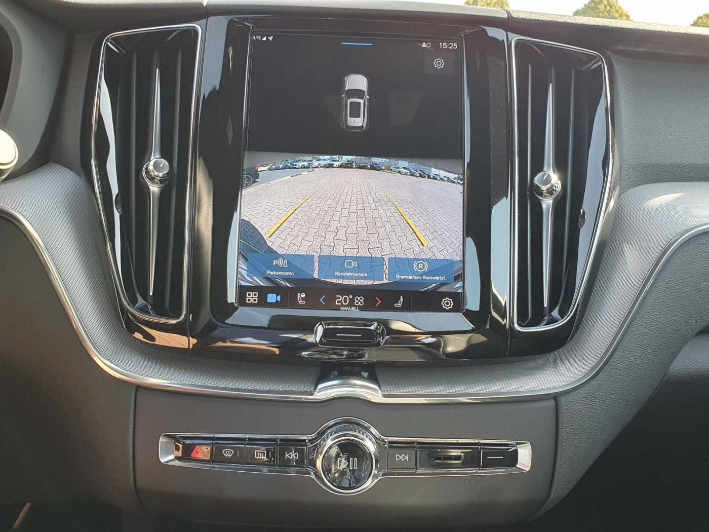 Volvo  B4 AWD Plus Dark Keyless-Start/Autom. /Klima