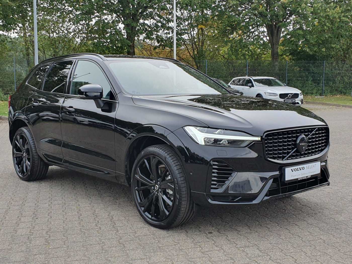 Volvo  T6 Ultra Black Edition MASSAGE|LUFT|B&W|AHK