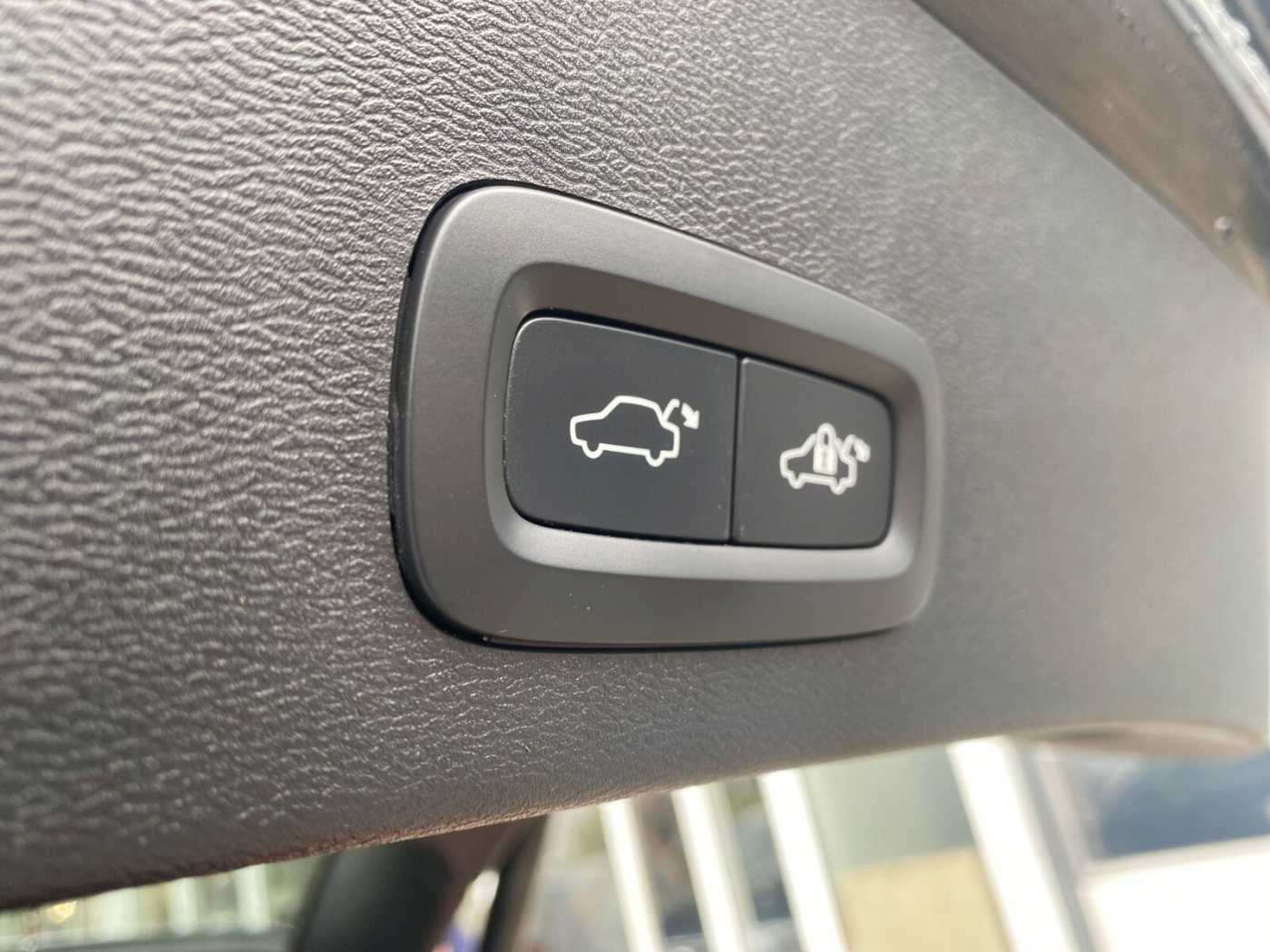 Volvo  T5 Recharge Plus Dark Plug-In LEDER|LED|CAM