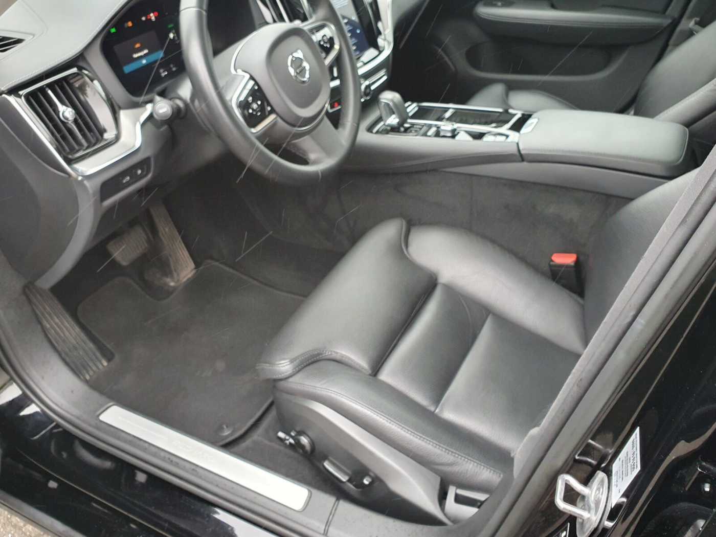 Volvo  T8 Twin Engine AWD Ultimate Dark Plug-In SHD