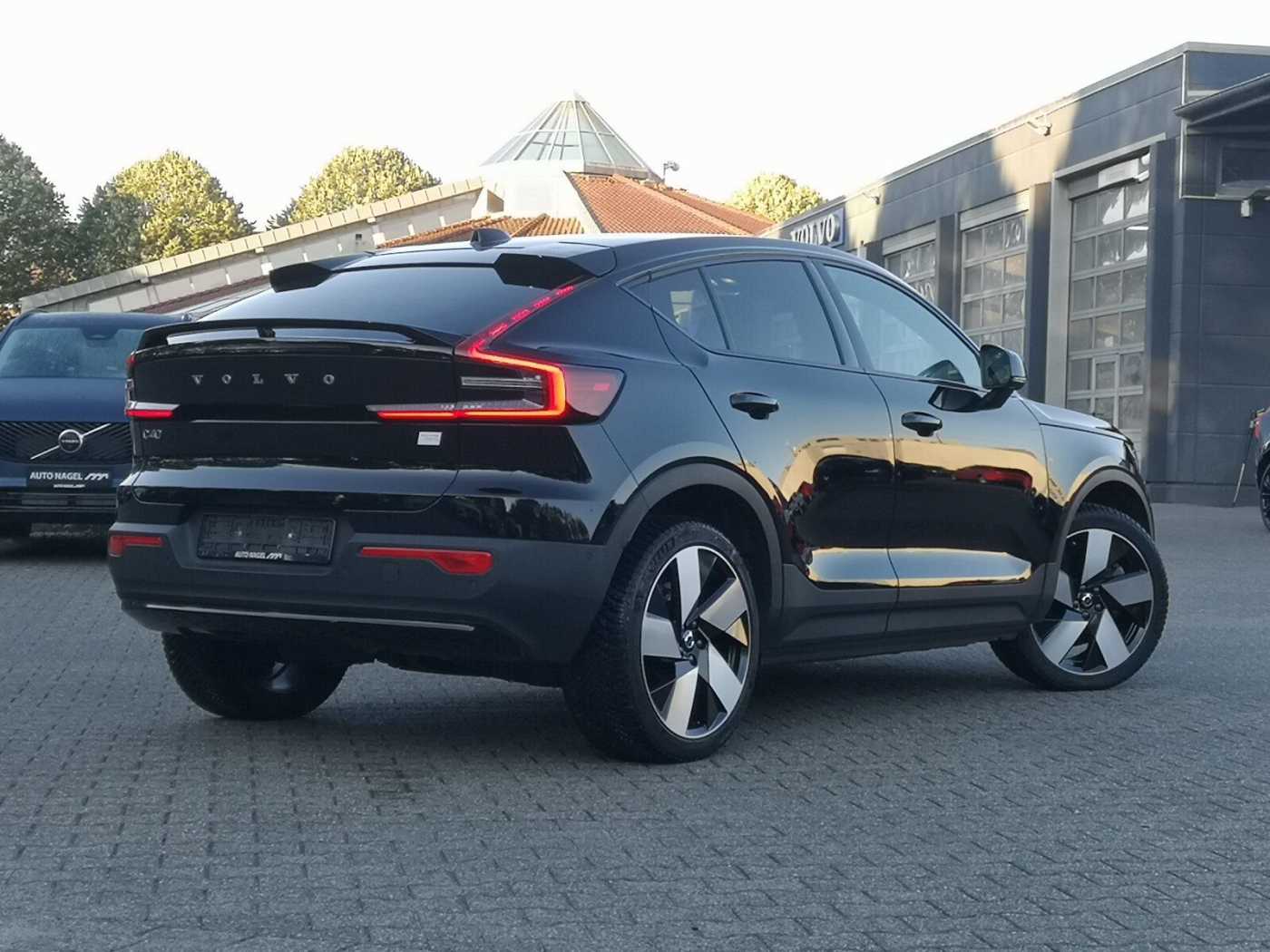 Volvo  Recharge Twin Pure Electric AWD Ultimate LED