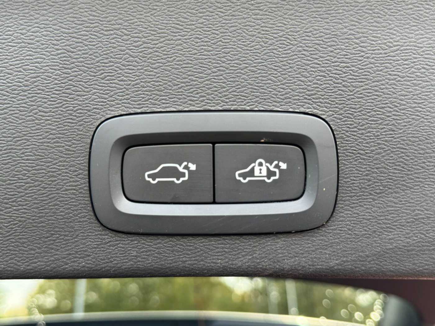 Volvo  T5 Ultimate Bright Plug-In Navi/SHD/Autom.