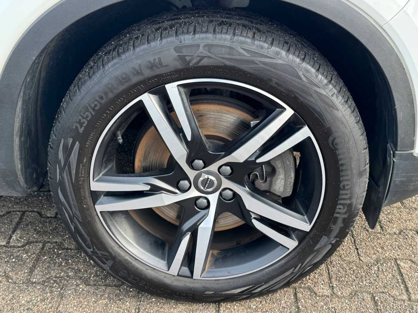 Volvo  T5 TwinEng R-Design Plug-In Navi/SHD/Autom.